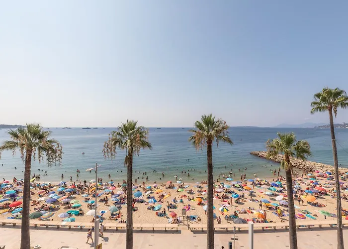 3 Pieces Les Pins Cosy Et Luxueux Daire